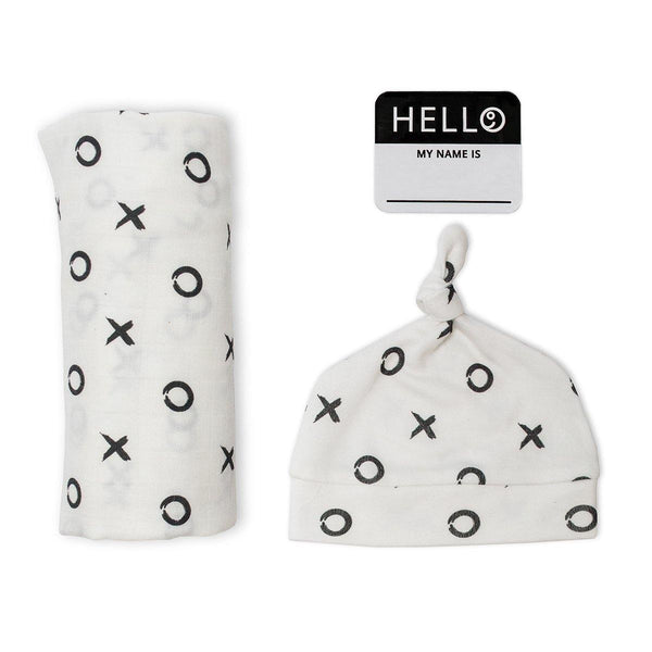 Hello World Set (Bamboo Hat + Swaddle Blanket) - Hugs & Kisses - The Crib