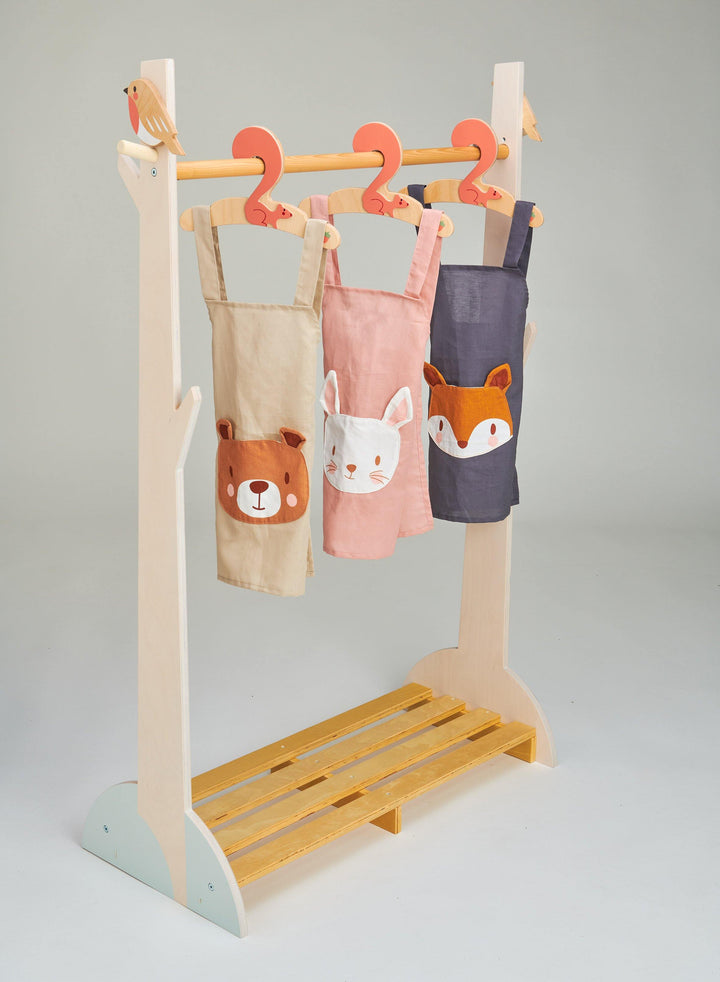 threadbear design linen aprons